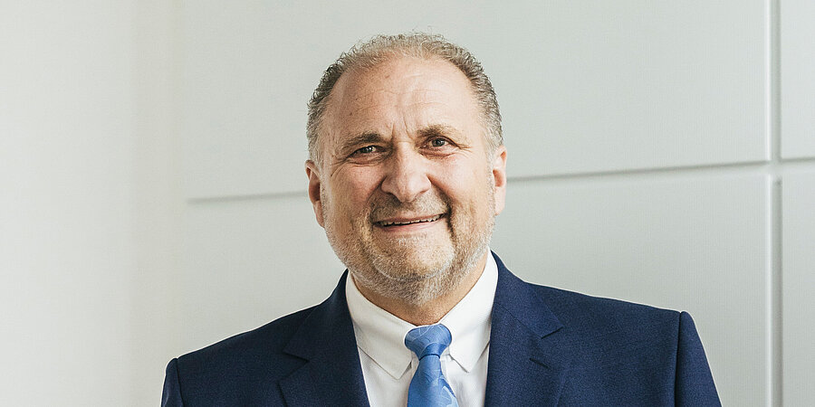 Portraitfoto Hans Peter Wollseifer